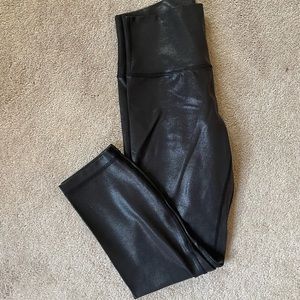 Lululemon shine align 23” black